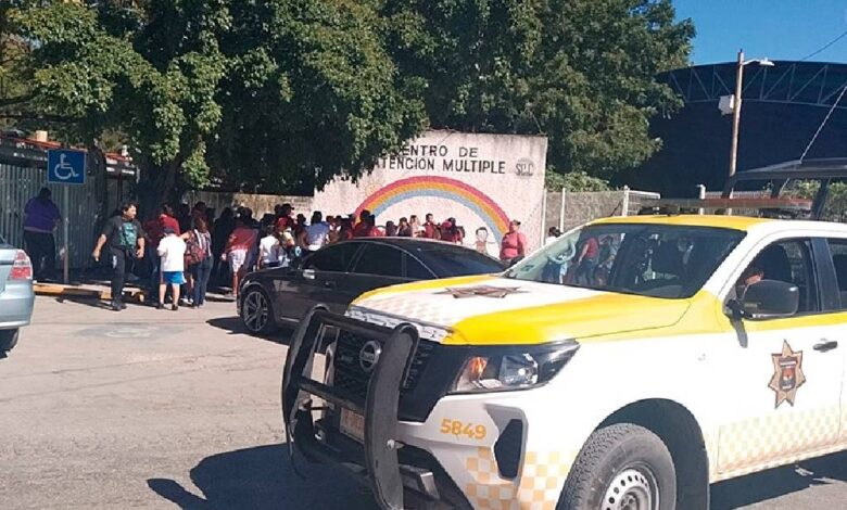 Garantizan seguridad vial a los desfiles escolares en Cancún por inicio de la Revolución Mexicana