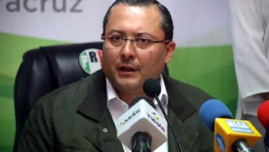 Renato Alarcón presenta su renuncia al PRI 