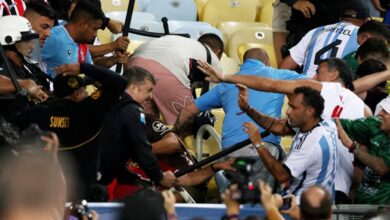 Hinchas de Brasil y Argentina desatan violencia en la tribuna 