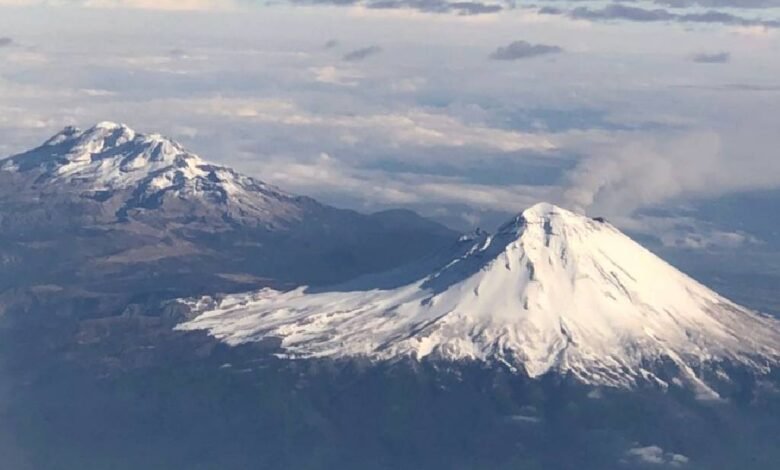 Así las postales del Iztaccíhuatl, Popocatépetl y Nevado de Toluca cubiertos de nieve