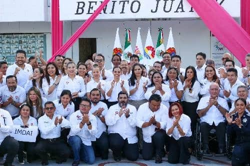 Agradece Ana Paty Peralta a colaboradores del ayuntamiento por un 2024 de éxito