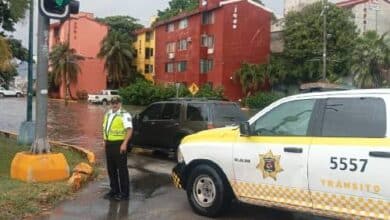 Aumenta tránsito de Cancún presencia ante lluvias