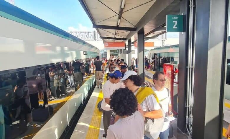 Belice interesado en ampliación del tren maya hacia su frontera con Chetumal.
