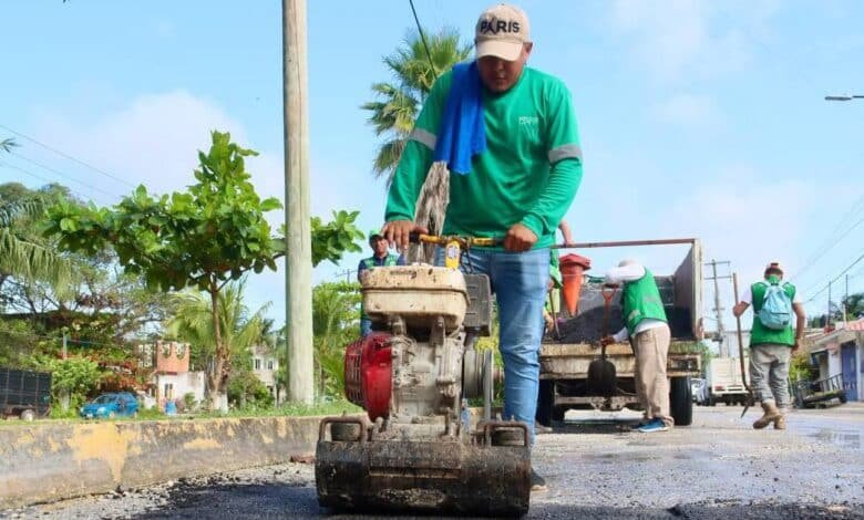 Avanza El Programa De Bacheo En Puerto Morelos Puesto En Marcha Por Blanca Merari