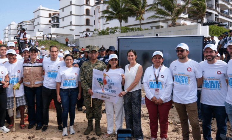 Juntos, por playas limpias en Q. Roo
