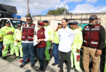 La Presidenta Municipal, Ana Paty Peralta, constató la labor de las brigadas a cargo del programa permanente de Descacharrización, que cada semana recorre diferentes puntos para acopiar distintos materiales, y así mantener la ciudad limpia y con buena imagen.